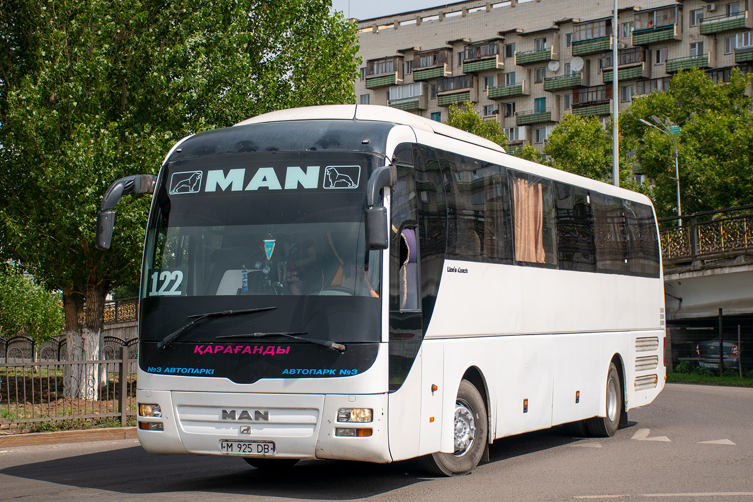 Karagandy province, MAN R07 Lion's Coach RHC404 № M 925 DB