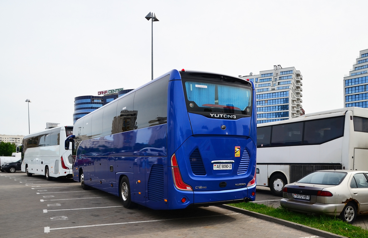 Витебская область, Yutong C12PRO (ZK6128H) № АЕ 9090-2