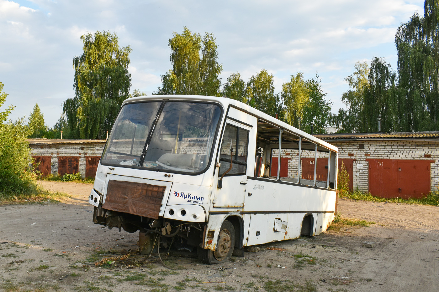 Вологодская область, ПАЗ-320402-05 № В 618 УК 35; Нижегородская область — Автобусы без номеров