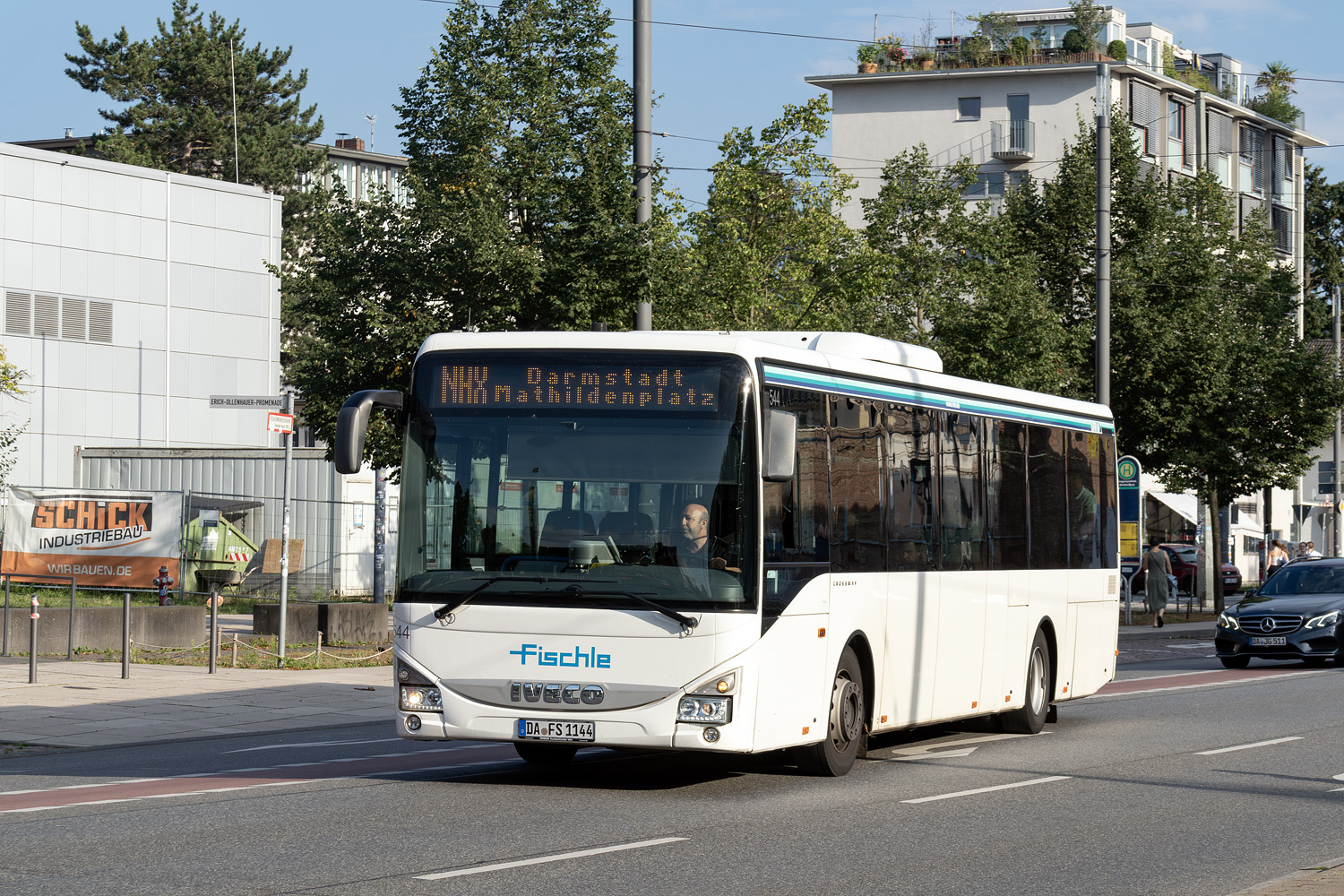 Гессен, IVECO Crossway LE LINE 12M № 544; Гессен — Umleitungen · Gleisarbeiten am Ernst-Ludwigs-Platz · Darmstadt · 13.07.2024 — 25.08.2024