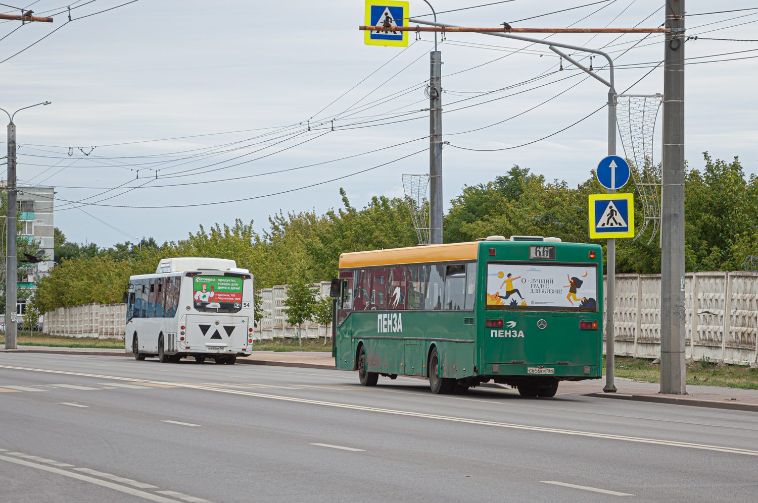 Пензенская область, КАвЗ-4270-70 № Р 898 НК 58; Пензенская область, Mercedes-Benz O405 № Е 656 КР 164