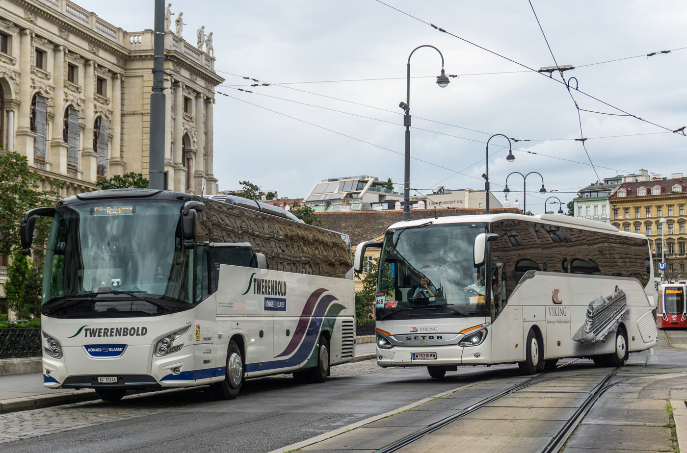 Szwajcaria, VDL Futura FHD2-139 Nr 9; Austria, Setra S515HD Nr 50917