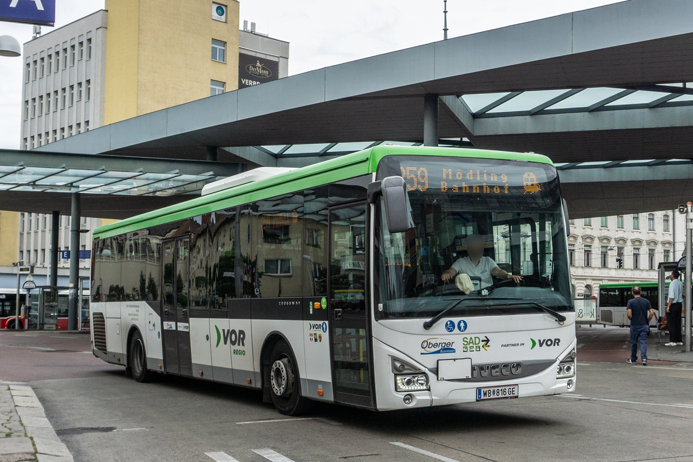 Австрия, IVECO Crossway LE LINE 12M № WB 816 GE