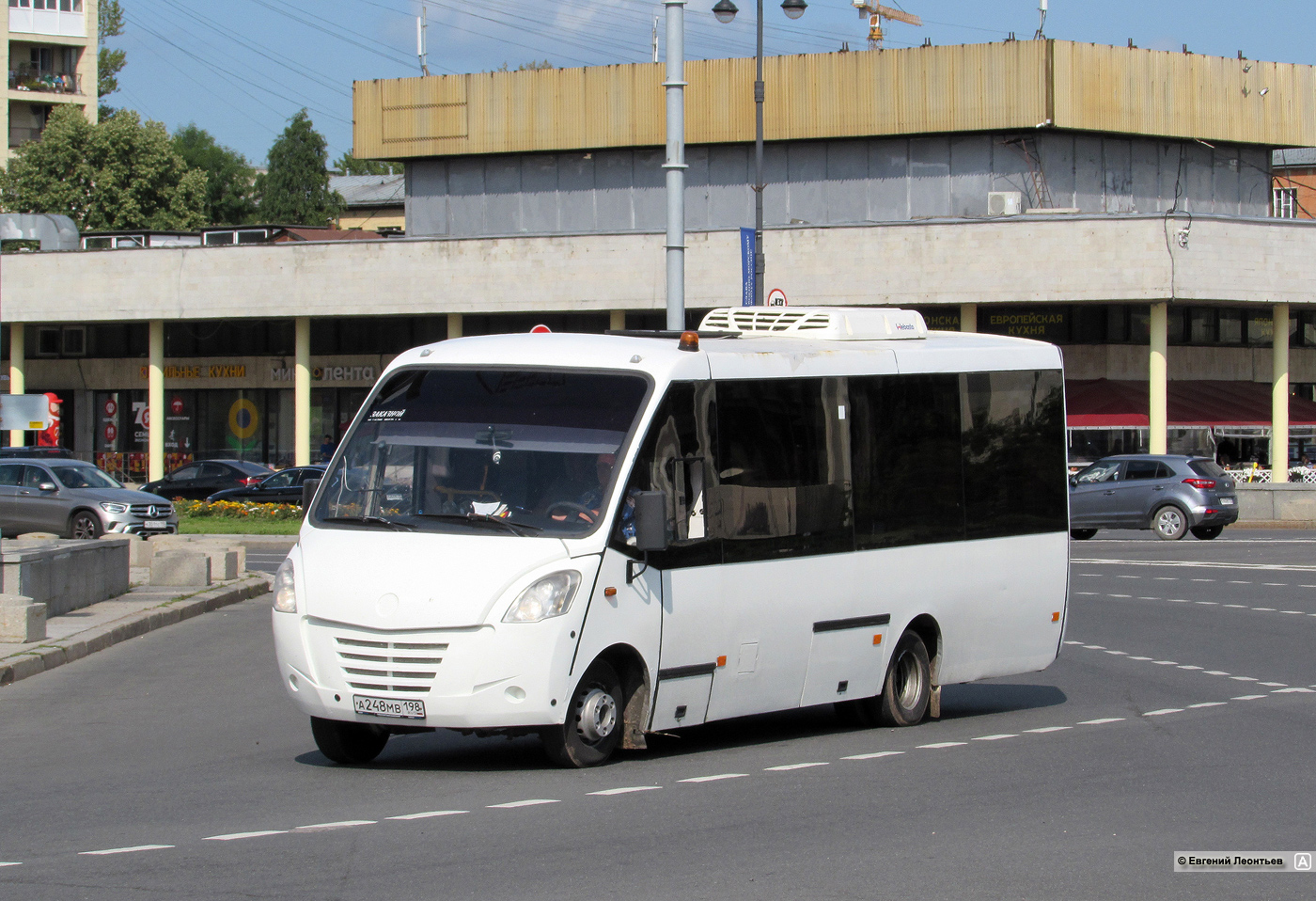 Санкт-Петербург, Неман-420224-11 № А 248 МВ 198