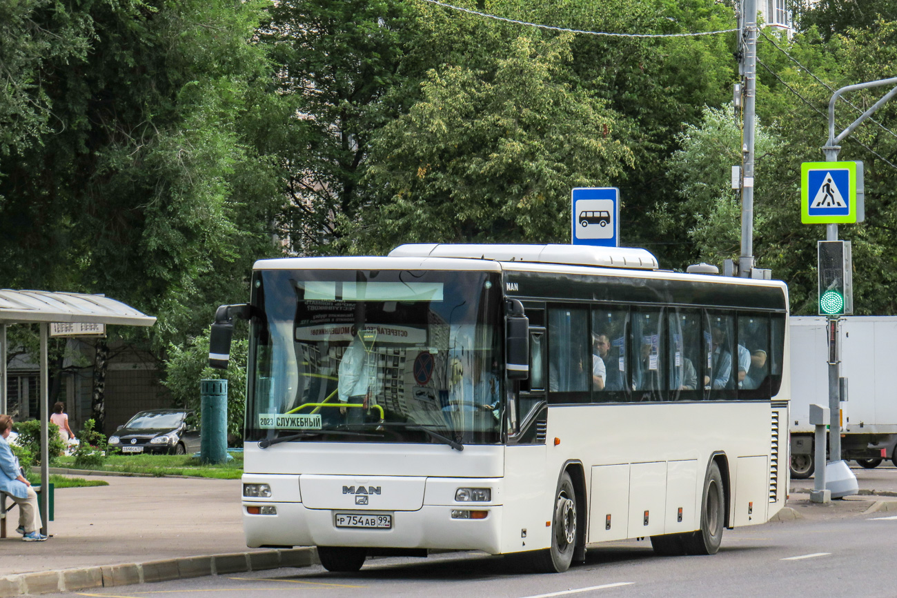 Москва, MAN A72 Lion's Classic SÜ283 № Р 754 АВ 99