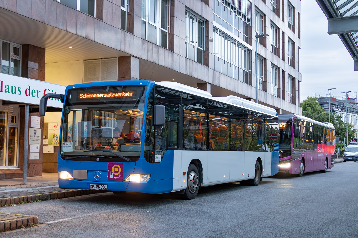 Рейнланд-Пфальц, Mercedes-Benz O530LEÜ Citaro facelift LE Ü № RP-RN 981; Гессен — SEV · Riedbahn · Frankfurt am Main <> Mannheim · 15.07.2024 — 14.12.2024