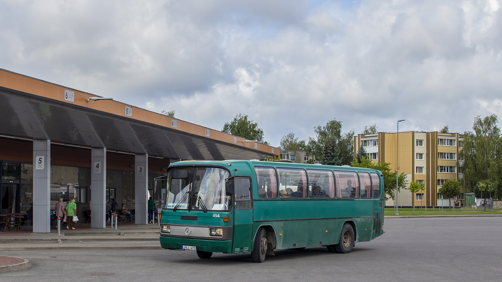 Литва, Mercedes-Benz O303-11ÜHE № 454