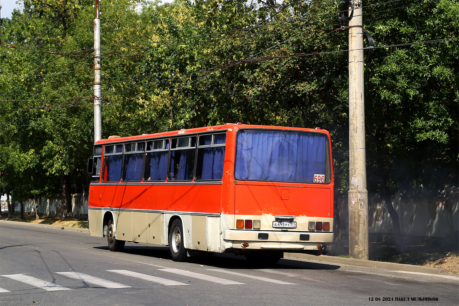 Адыгея, Ikarus 256.74 № А 495 РУ 01