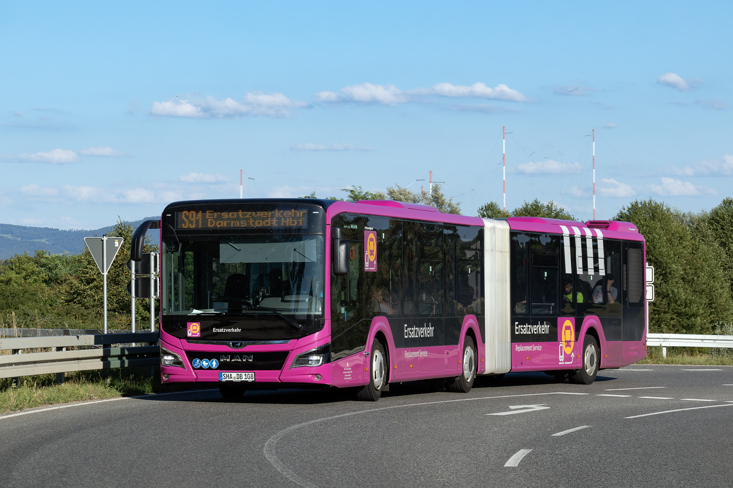 Баден-Вюртемберг, MAN 18C Lion's City 18 NG360 EfficientHybrid № SHA-DB 108; Гессен — SEV · Riedbahn · Frankfurt am Main <> Mannheim · 15.07.2024 — 14.12.2024