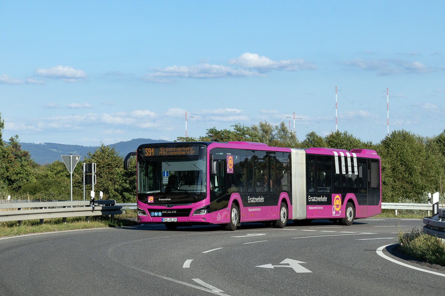 Баден-Вюртемберг, MAN 18C Lion's City 18 NG360 EfficientHybrid № SHA-DB 134; Гессен — SEV · Riedbahn · Frankfurt am Main <> Mannheim · 15.07.2024 — 14.12.2024