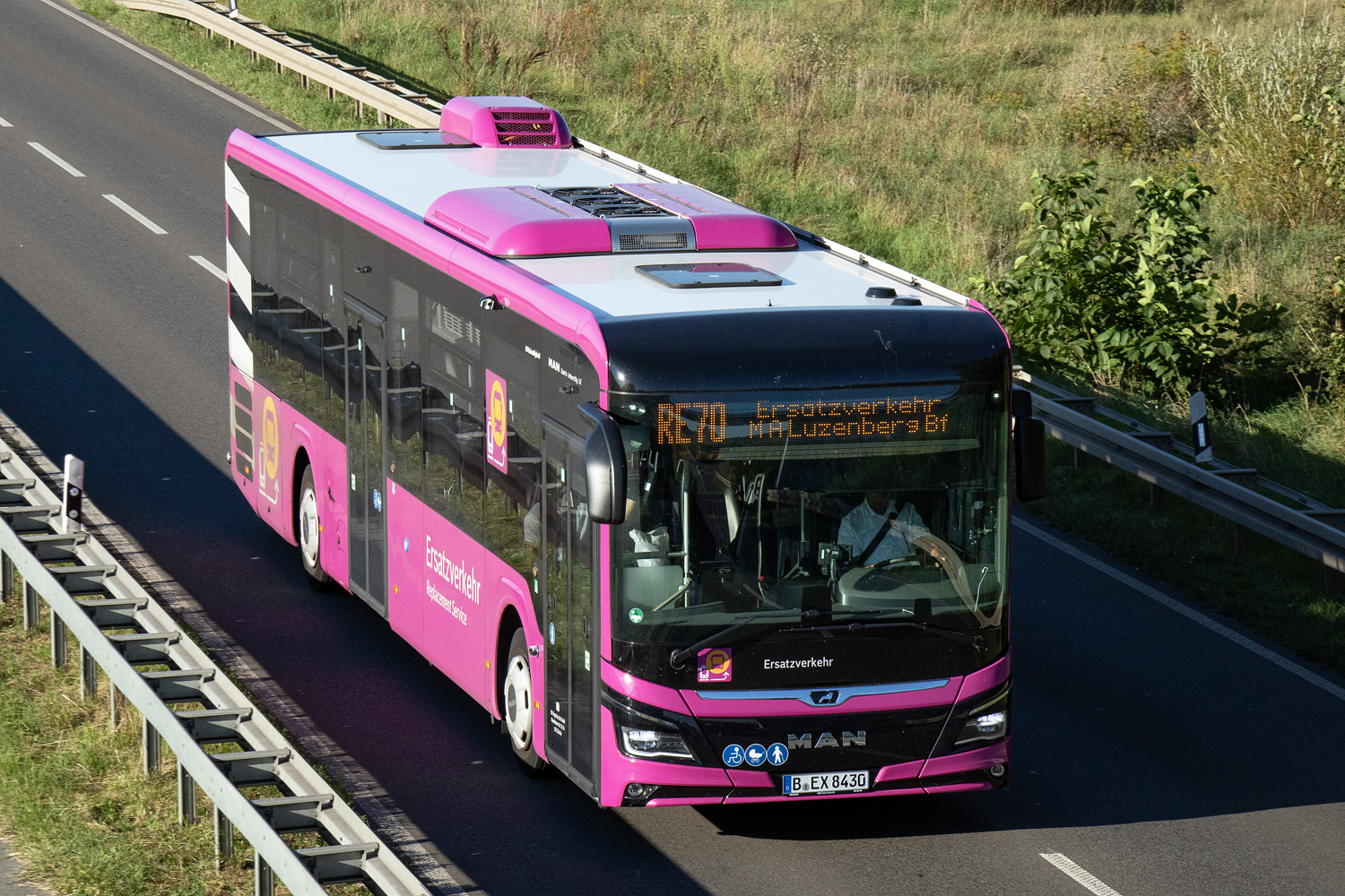 Бранденбург, MAN 43C Lion's Intercity LE 13 LEÜ360 EfficientHybrid № 843; Гессен — SEV · Riedbahn · Frankfurt am Main <> Mannheim · 15.07.2024 — 14.12.2024