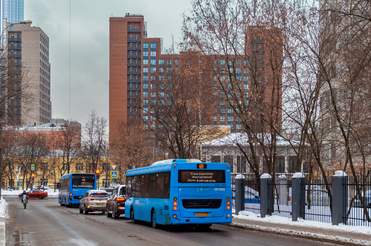 Москва, ЛиАЗ-4292.60 (1-2-1) № 081888