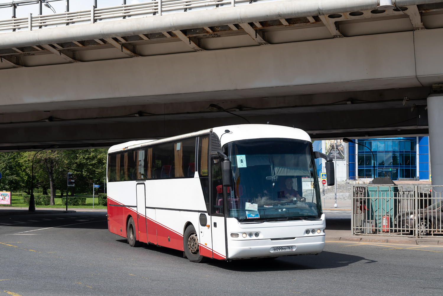 Ростовская область, Neoplan N316SHD Euroliner № В 099 МУ 761