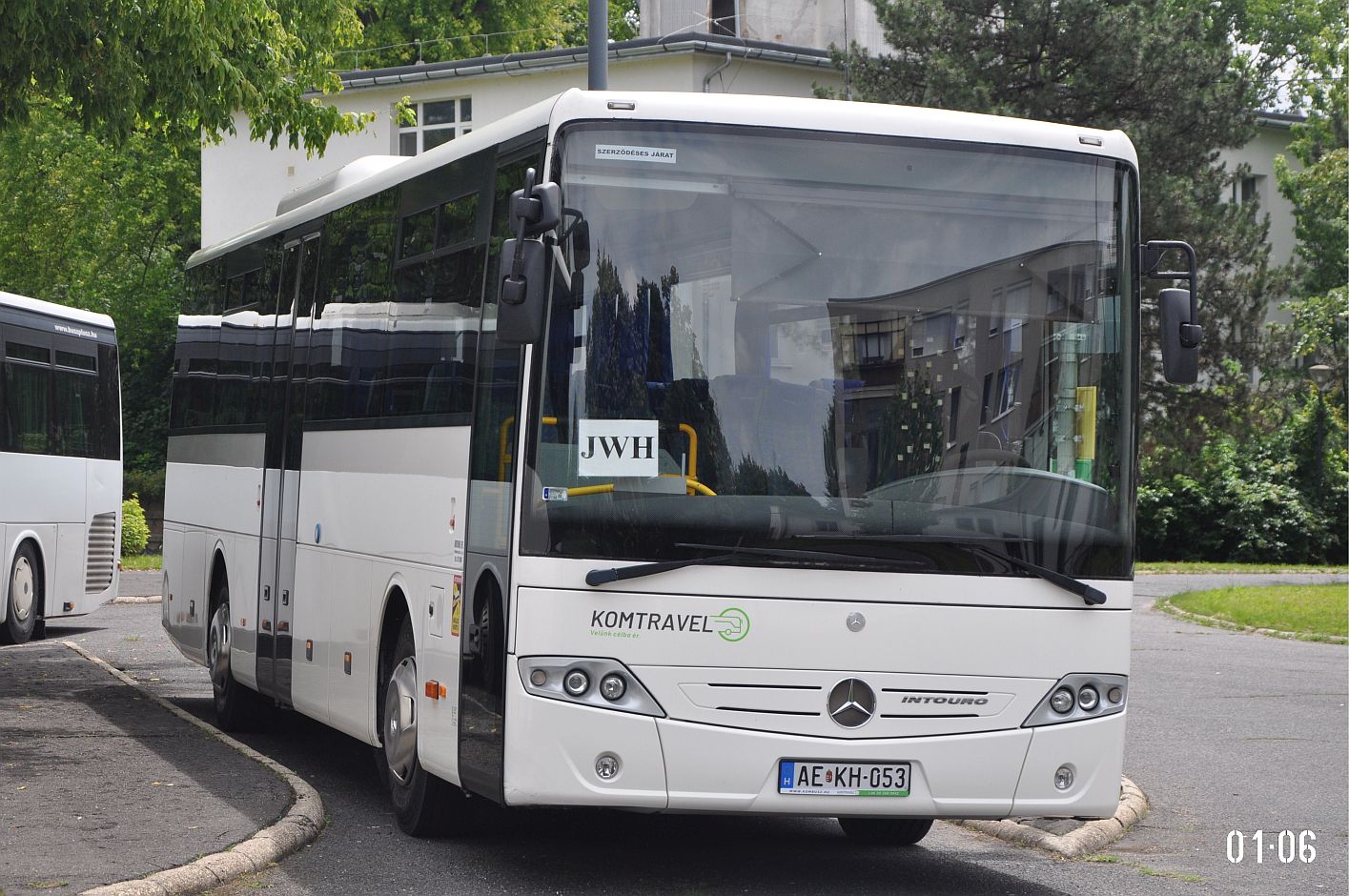 Венгрия, Mercedes-Benz Intouro II E № AE KH-053