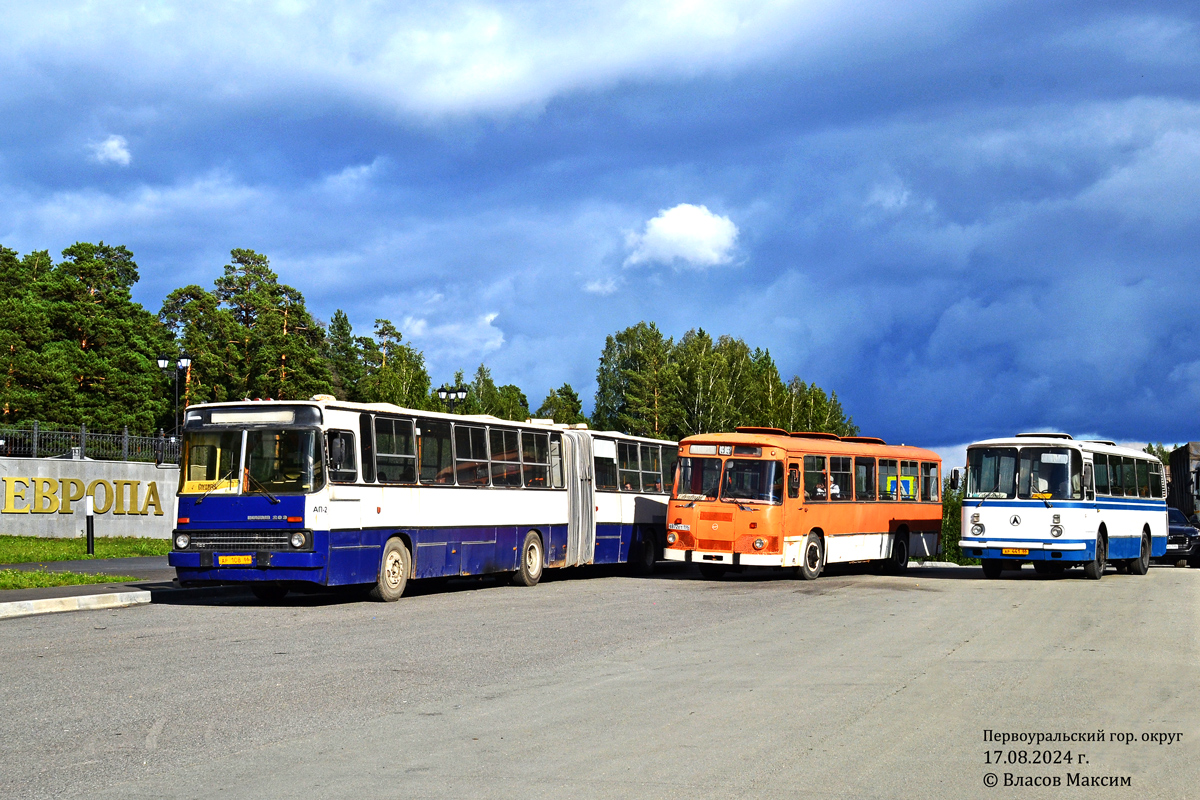 Sverdlovsk region, LiAZ-677MB # В 872 ЕТ 196; Sverdlovsk region, LAZ-695N # АР 441 66; Sverdlovsk region — Different photos