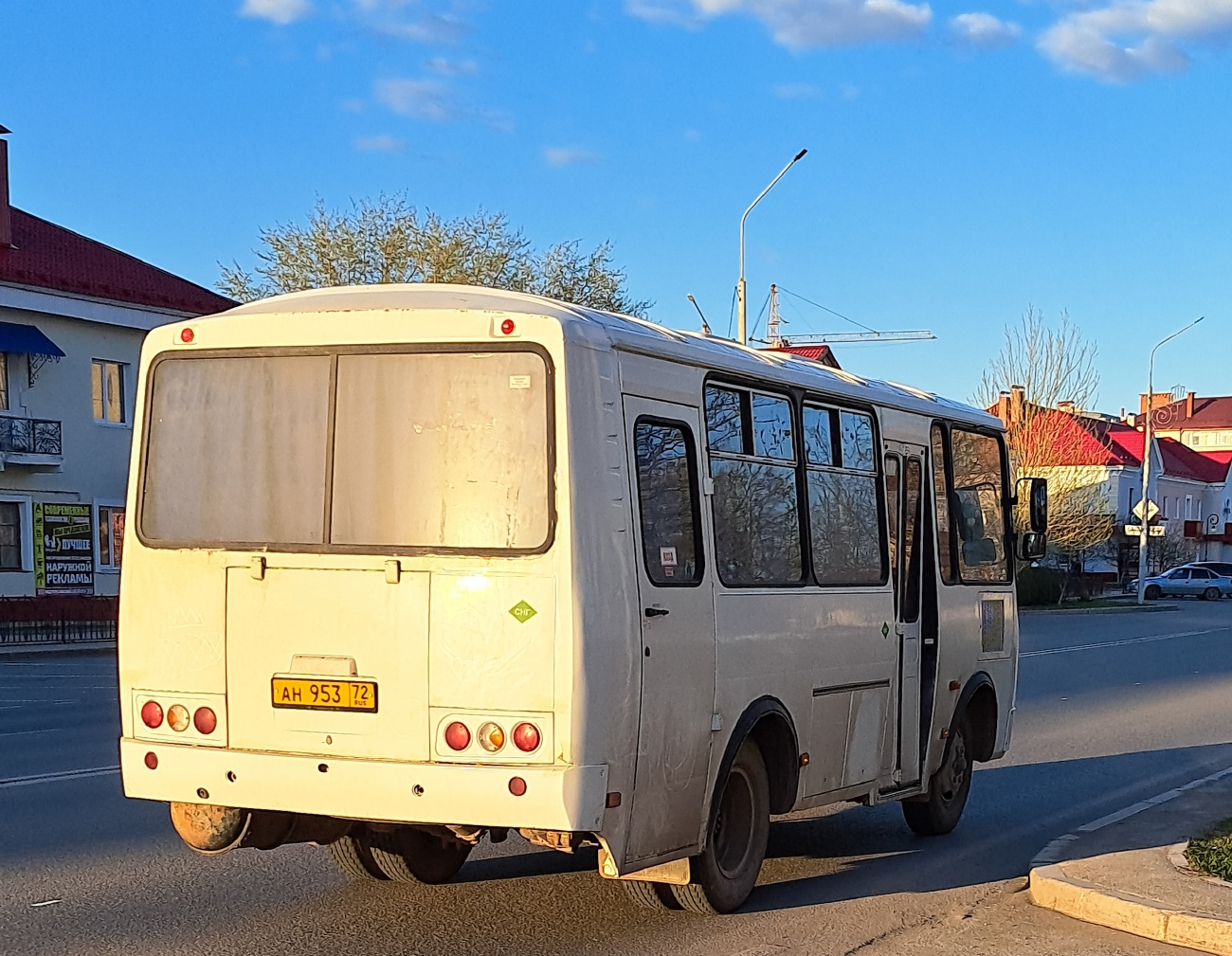 Тюменская область, ПАЗ-32053 № АН 953 72