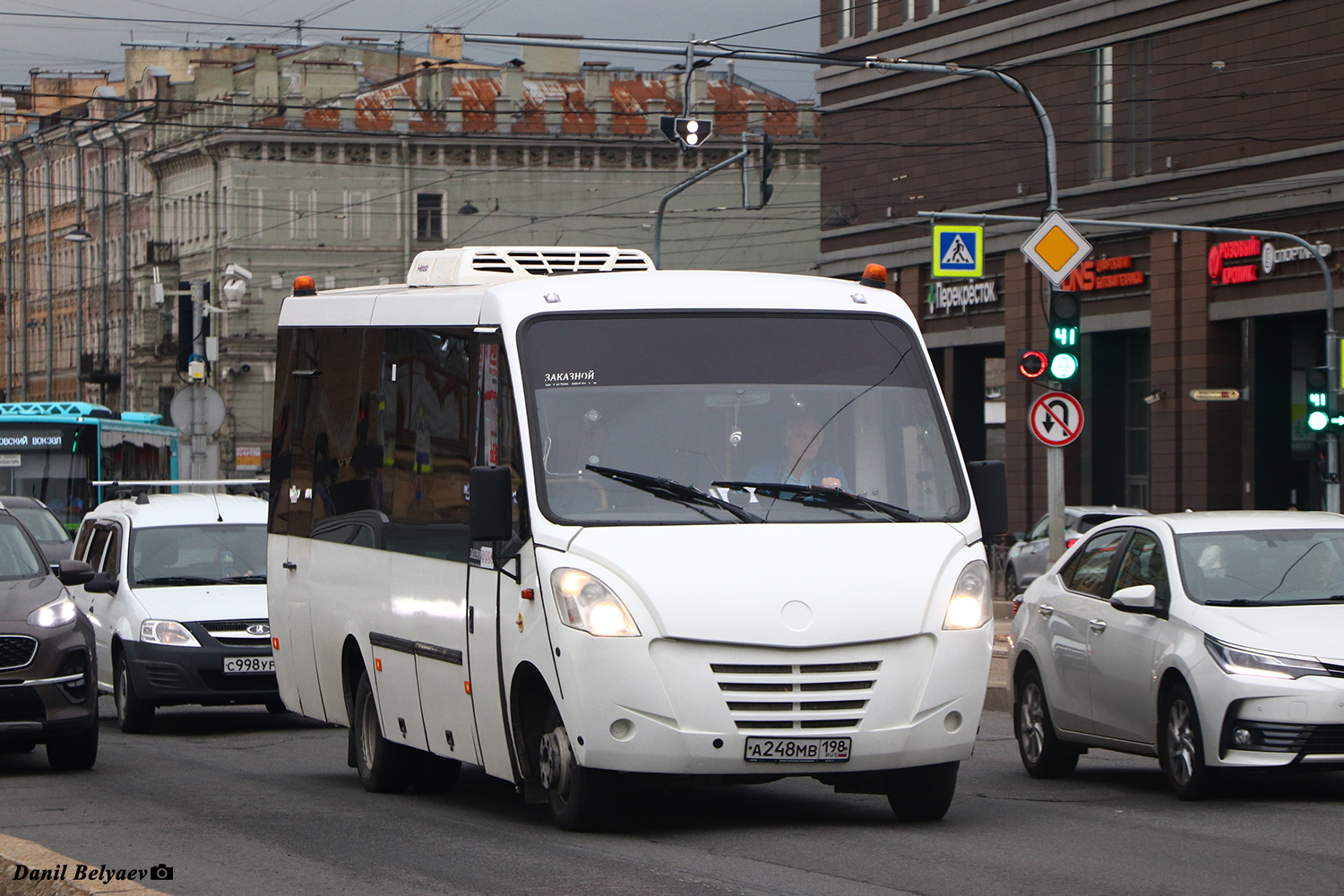 Санкт-Петербург, Неман-420224-11 № А 248 МВ 198