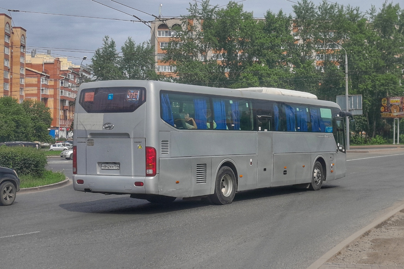 Новосибирская область, Hyundai Universe Space Luxury № У 842 КН 154