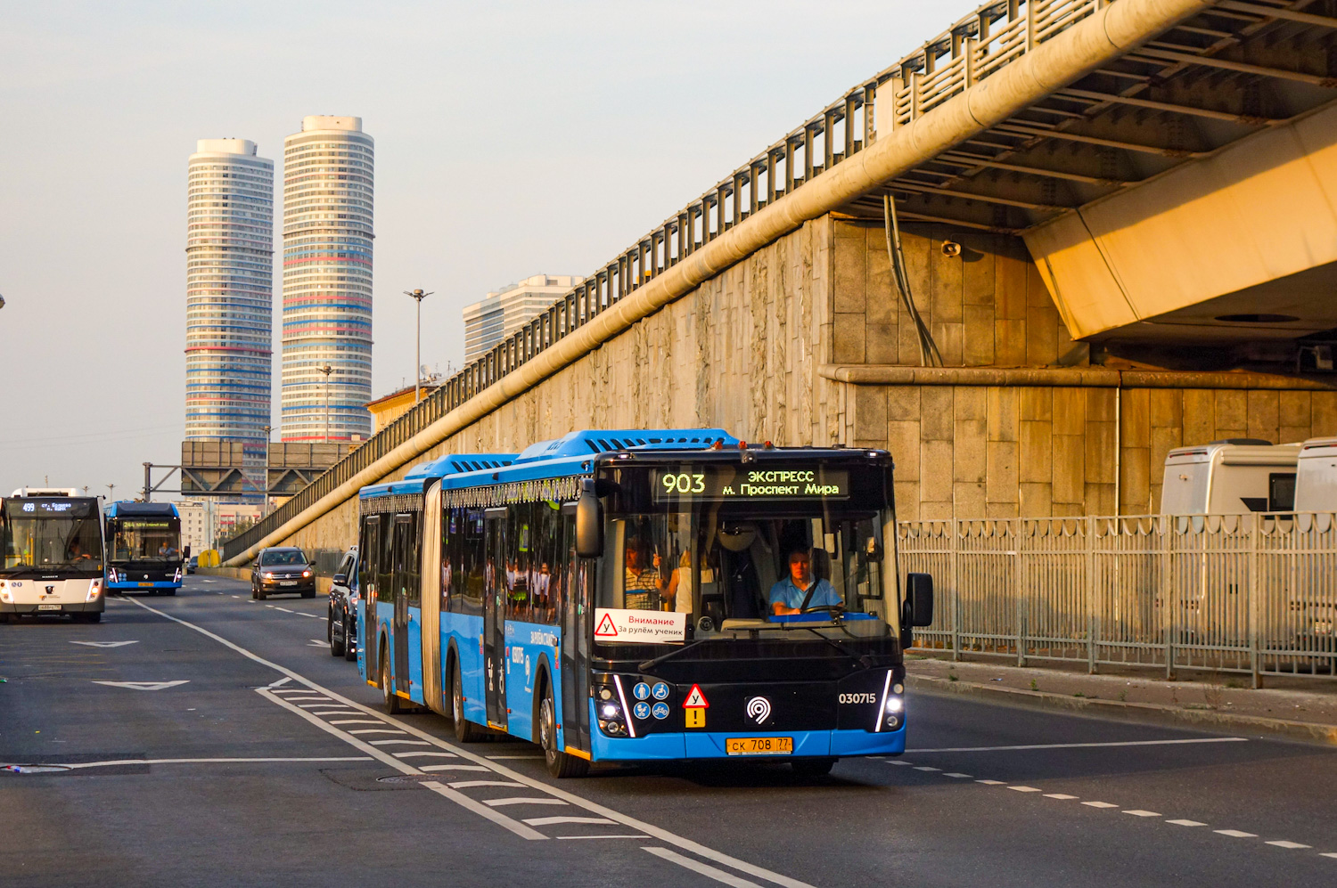 Moskva, LiAZ-6213.65 č. 030715