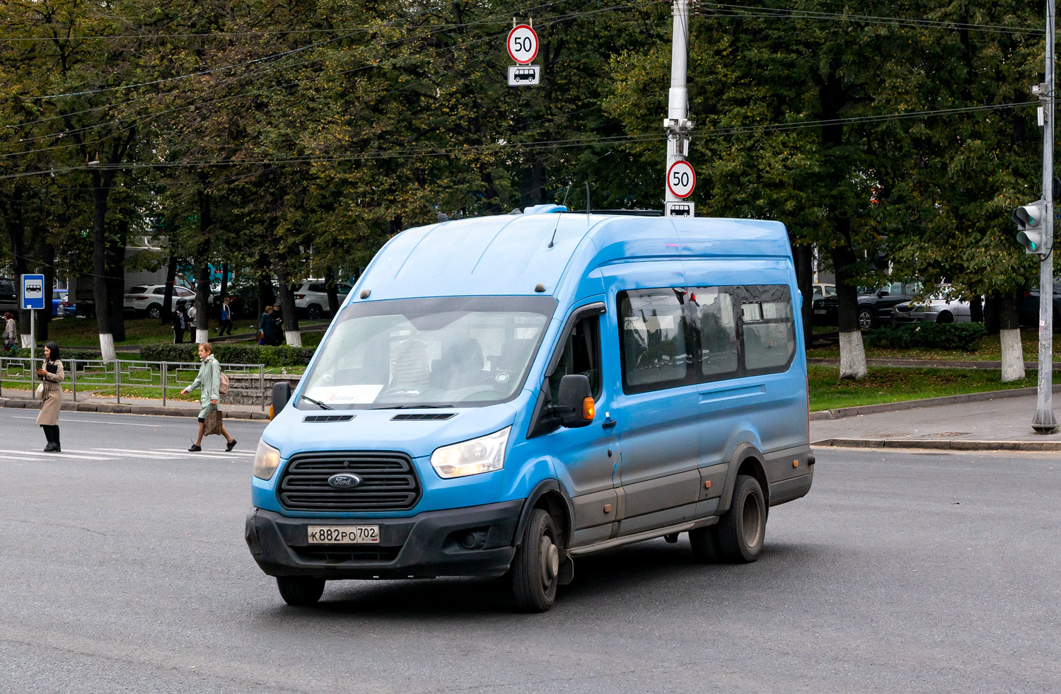 Башкортостан, Ford Transit FBD [RUS] (Z6F.ESG.) № К 882 РО 702