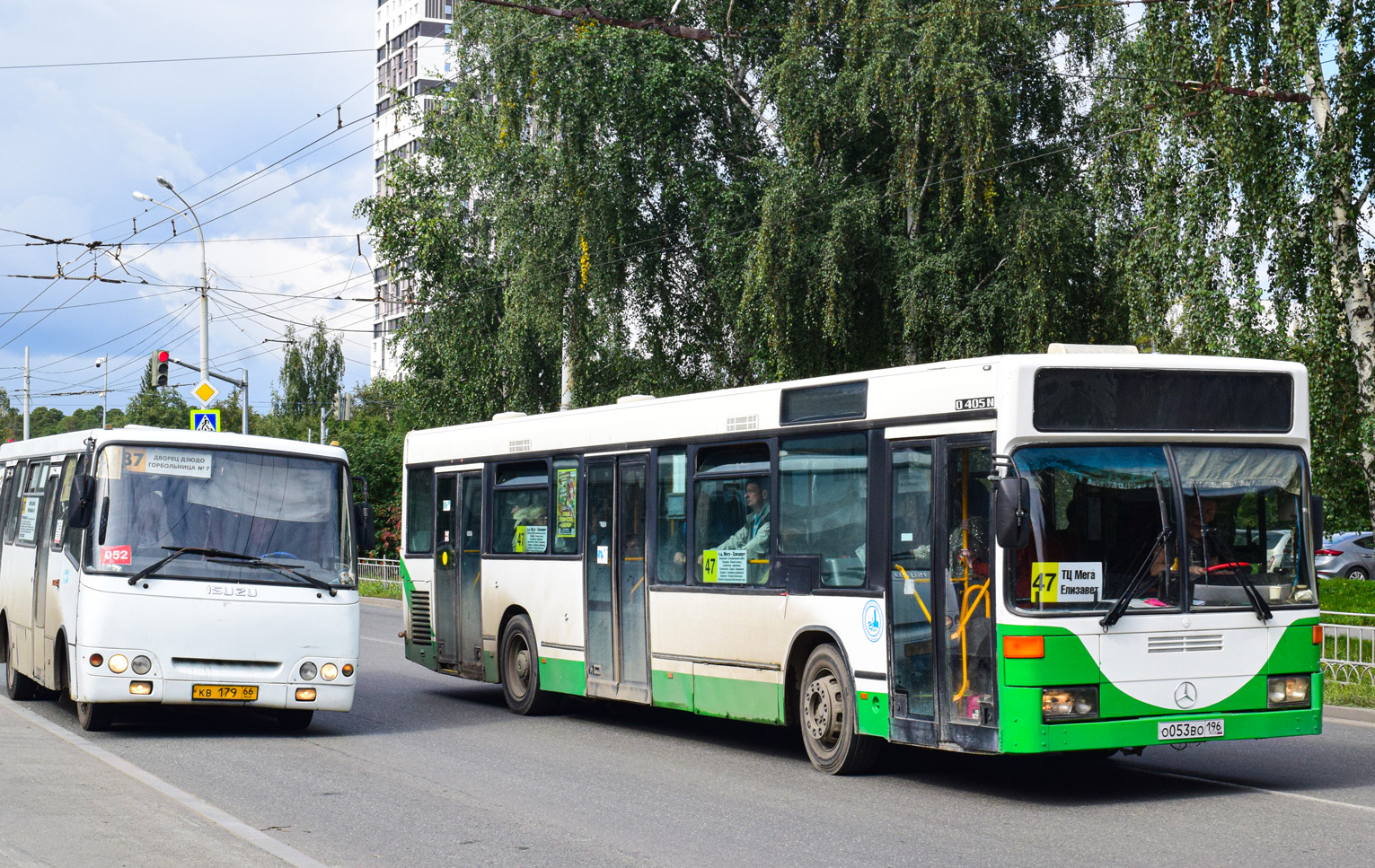 Свердловская область, Mercedes-Benz O405N2 № О 053 ВО 196