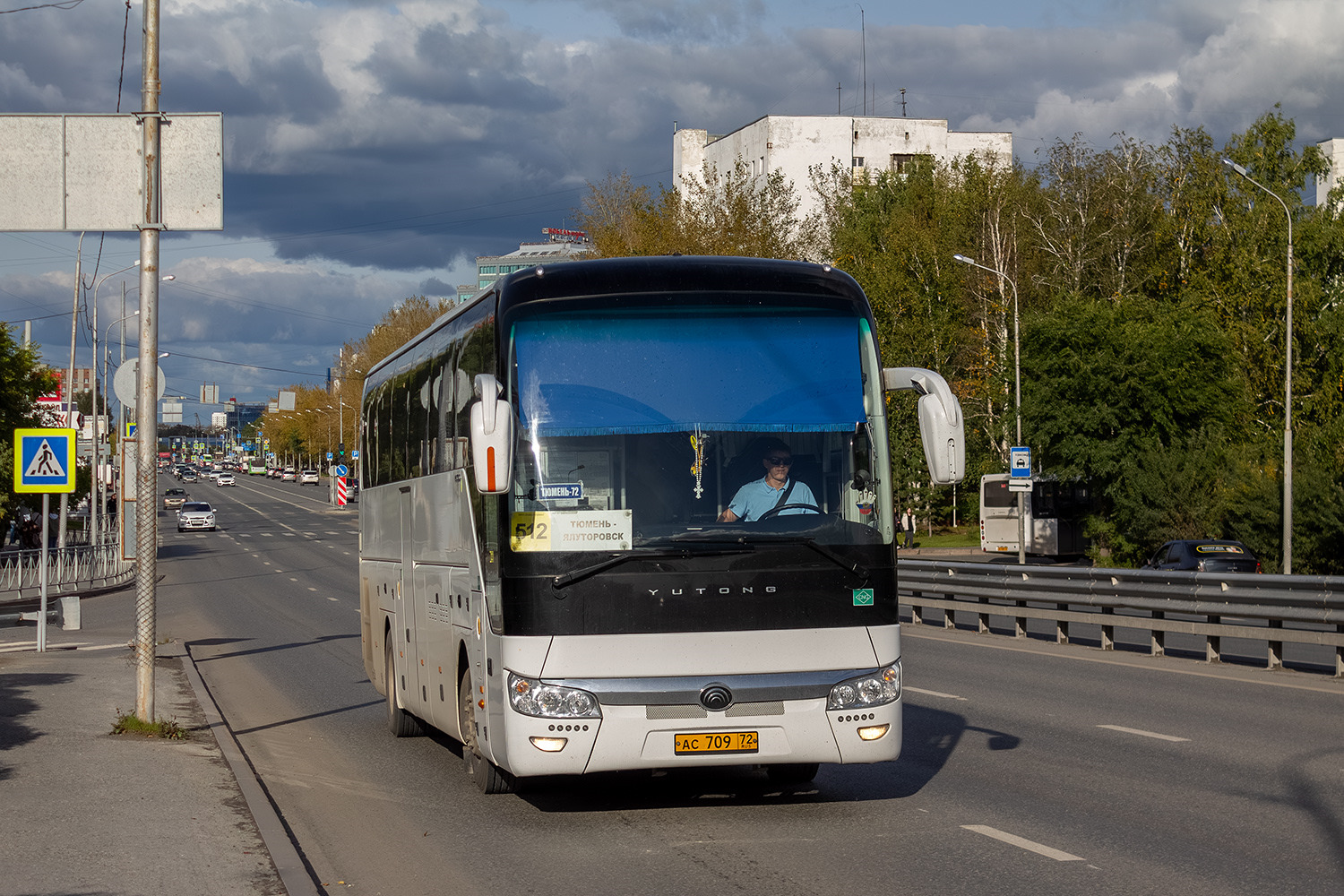 Тюменская область, Yutong ZK6122H9 № АС 709 72