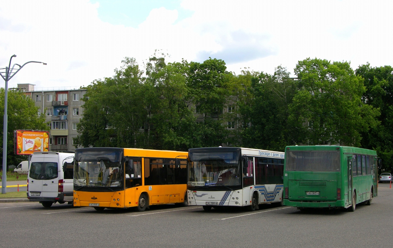 Гродненская область, Неман-52012-030 № 021024