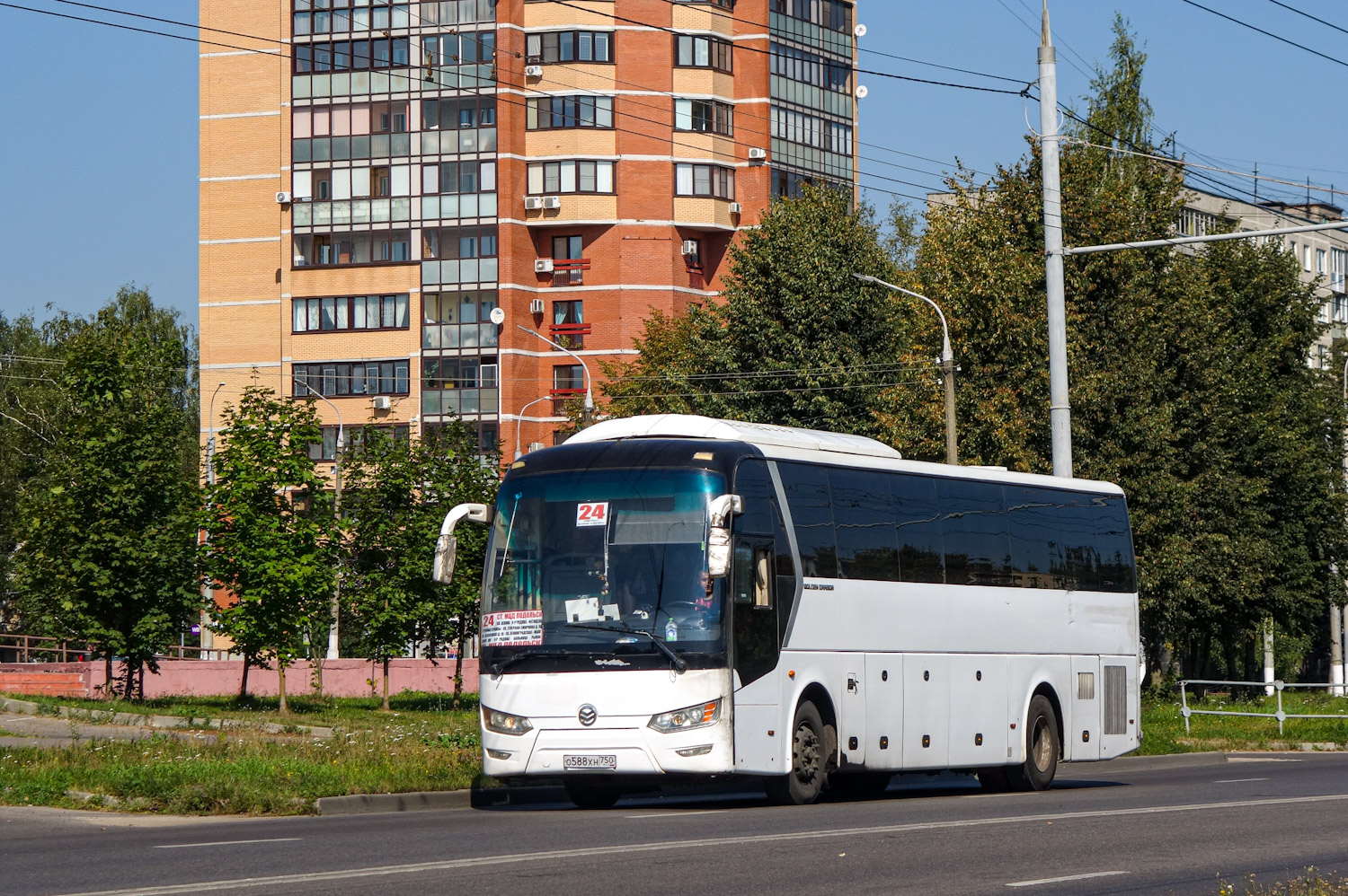 Московская область, Golden Dragon XML6126JR № О 588 ХН 750