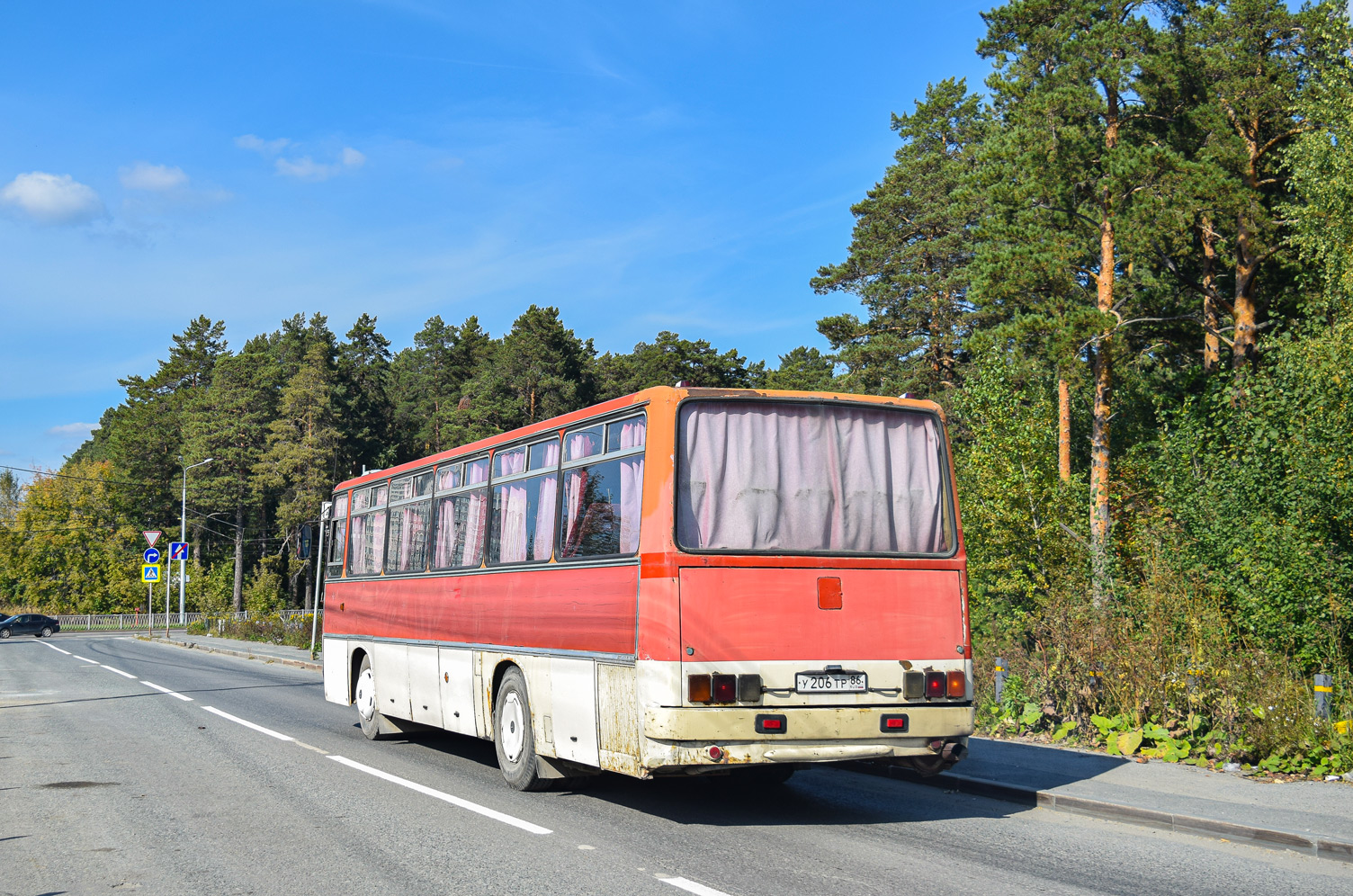 Свердловская область, Ikarus 256.74 № У 206 ТР 86