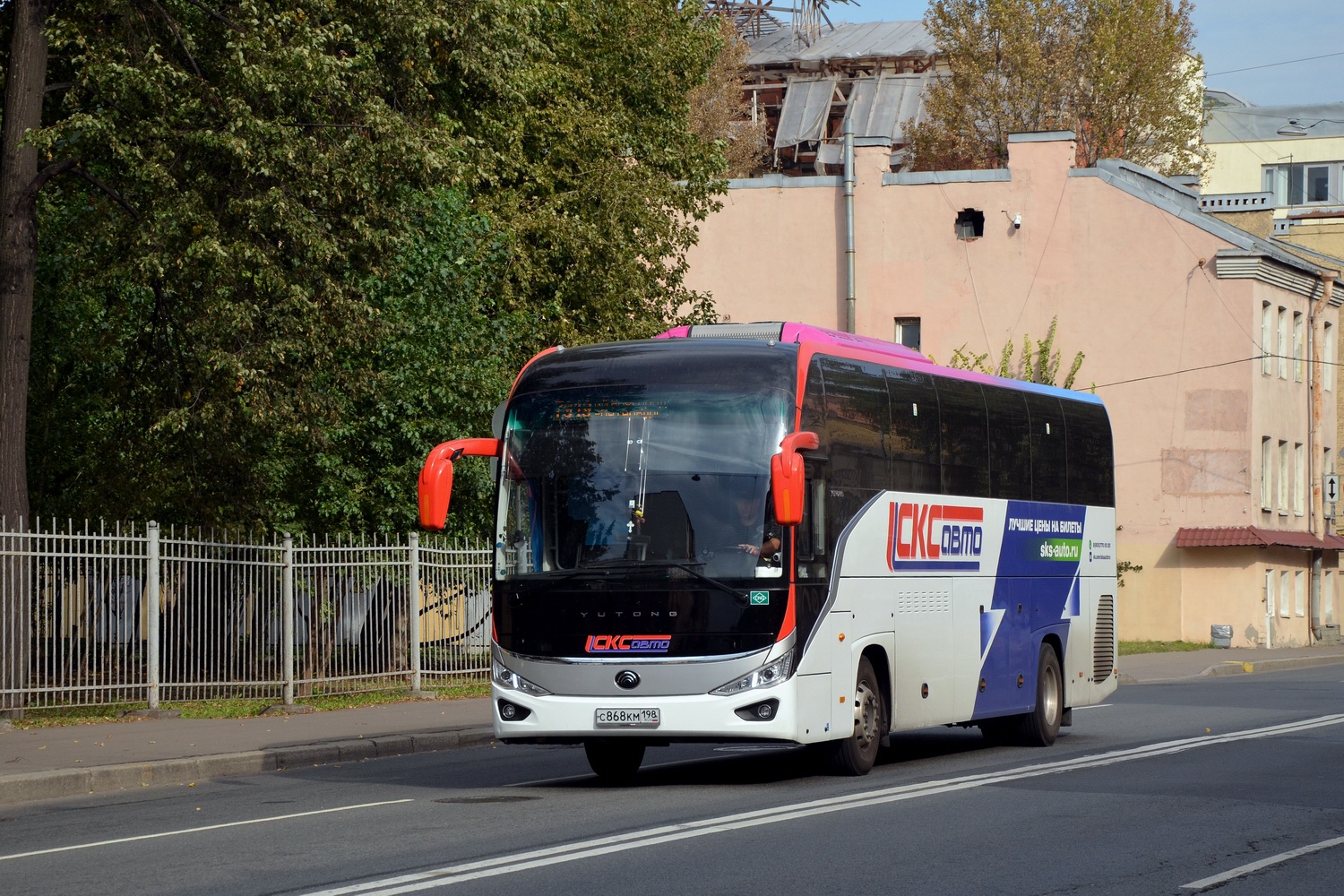 Санкт-Петербург, Yutong ZK6128HN № С 868 КМ 198