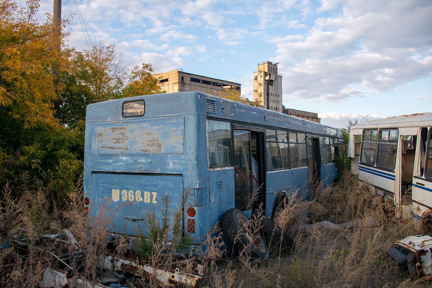 Карагандинская область, MAN A60 SL232 № M 368 BZ; Карагандинская область, ПАЗ-32051-110 № M 542 BT