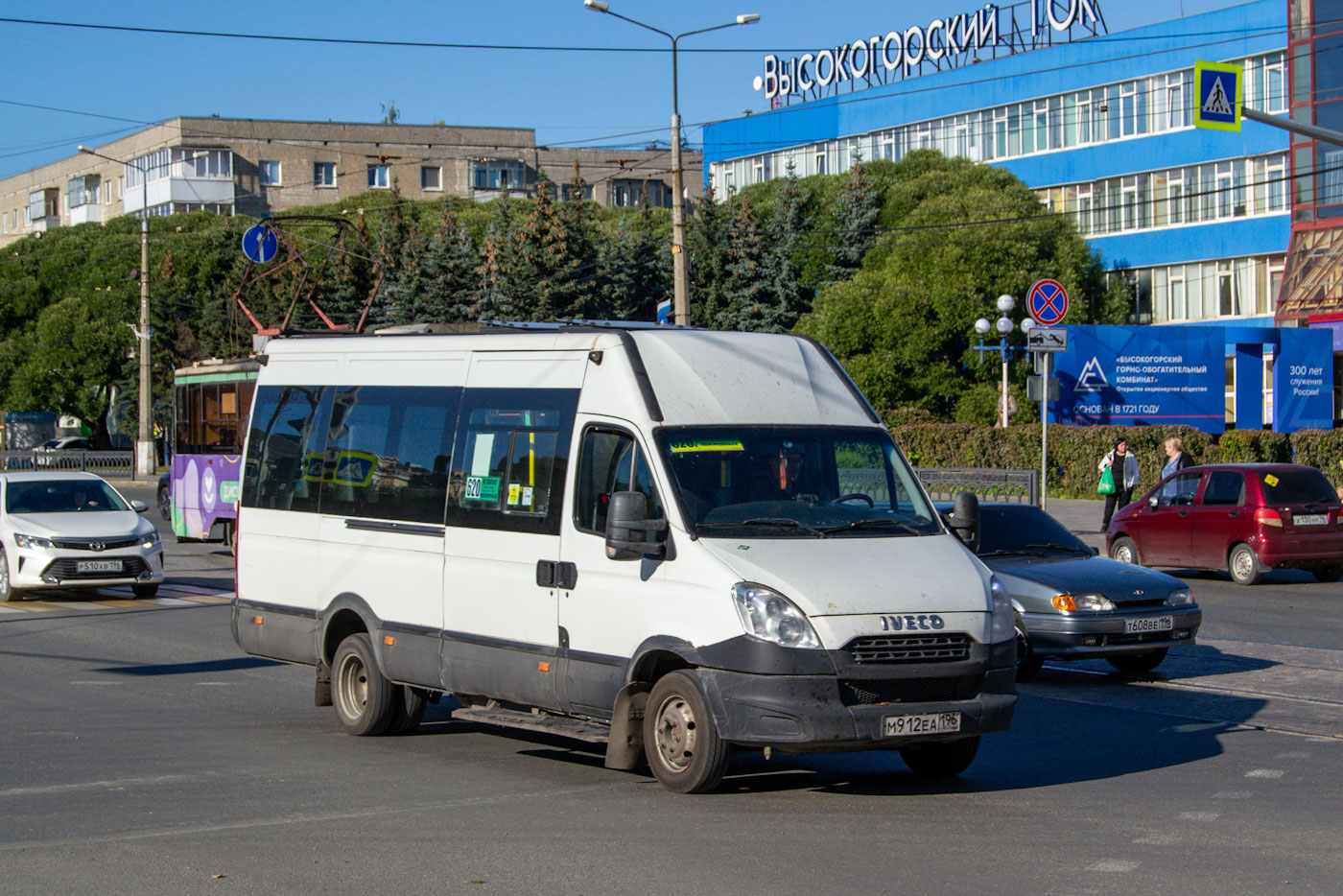 Свердловская область, Нижегородец-2227UR (IVECO Daily) № М 912 ЕА 196