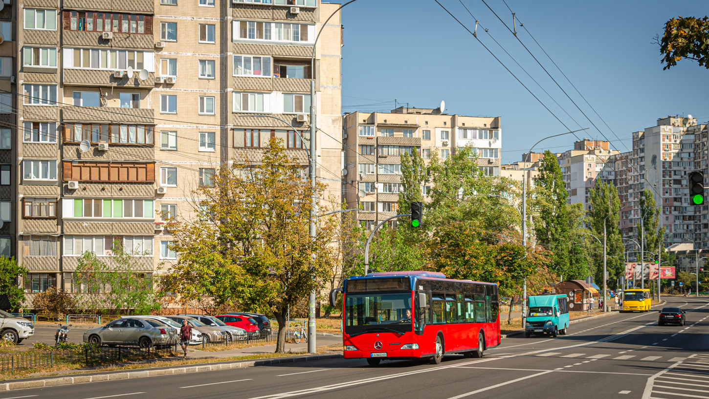 Киев, Mercedes-Benz O530 Citaro № 7860; Киев, Ataman A09202 № AA 7774 AA