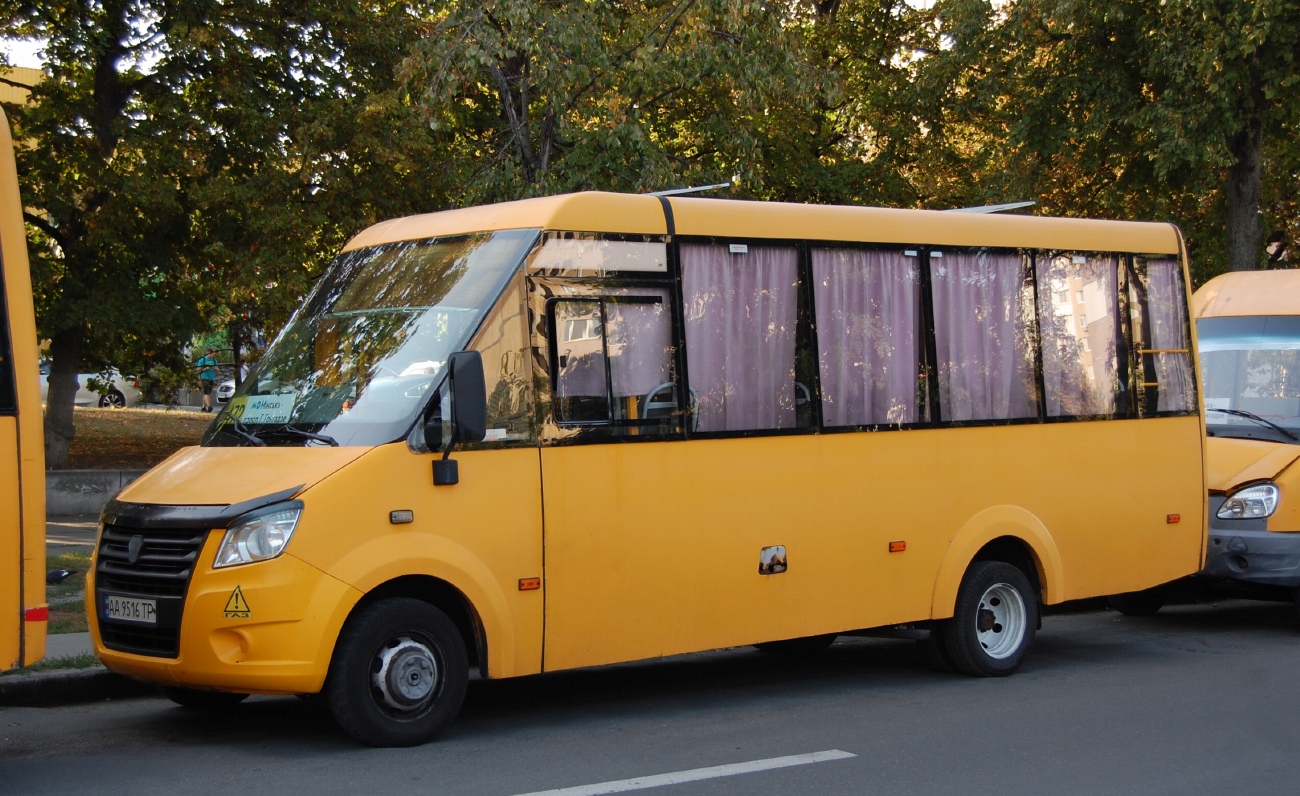 Киев, Рута 25 № AA 9516 TP