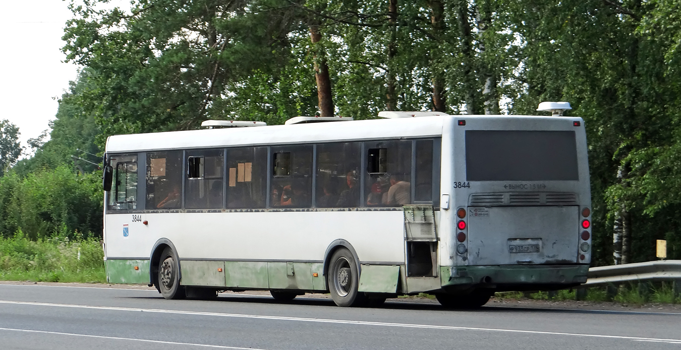 Ленинградская область, ЛиАЗ-5293.60 № Р 933 СР 178