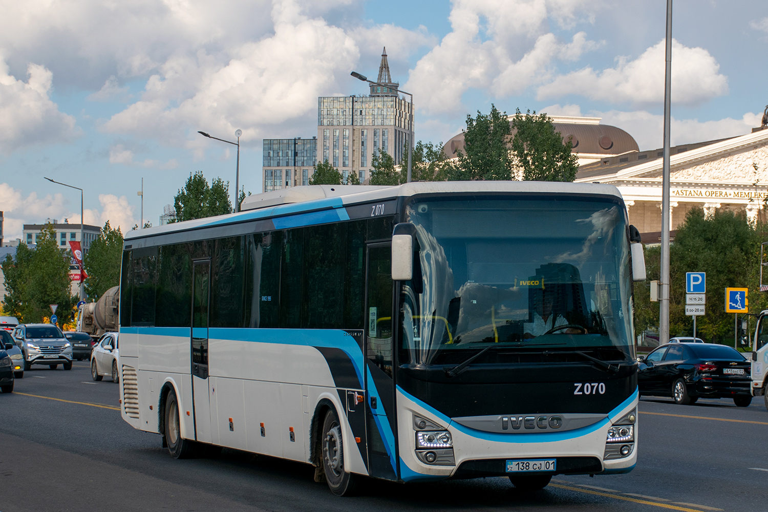 Астана, IVECO Crossway LINE 13M (СарыаркаАвтоПром) № Z070