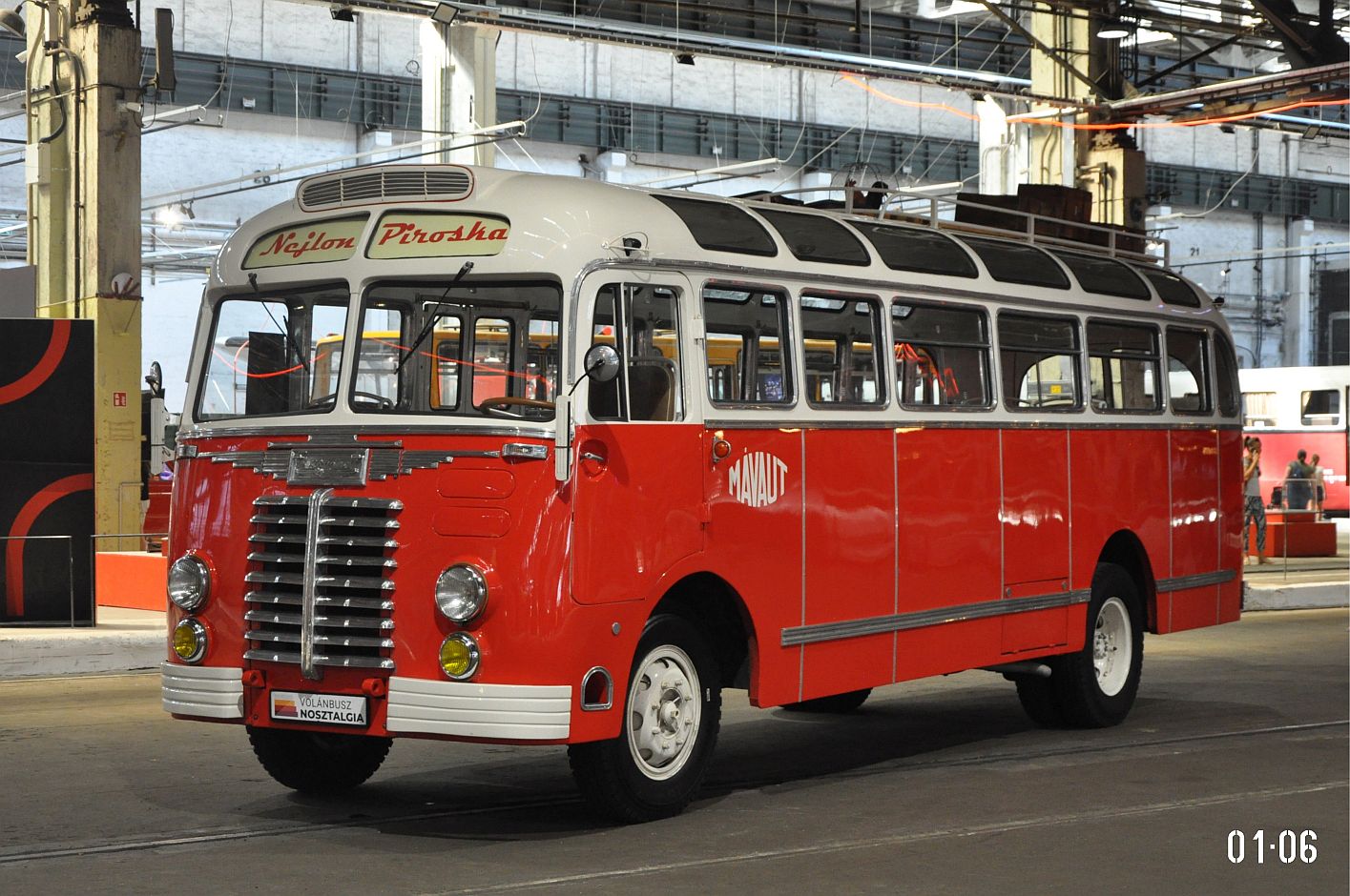 Венгрия, Ikarus 30 № I 57BV 24