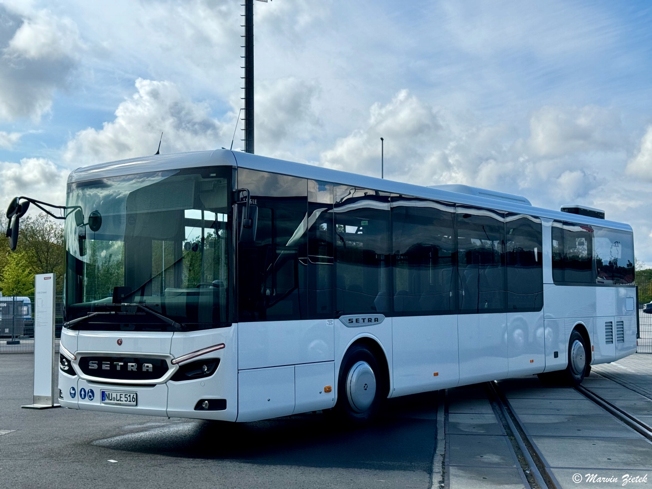 Baden-Württemberg, Setra S516LE hybrid Nr NU-LE 516