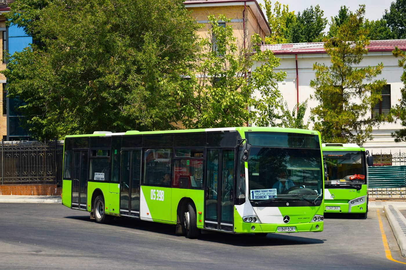 Узбекистан, Mercedes-Benz Conecto II № 05398