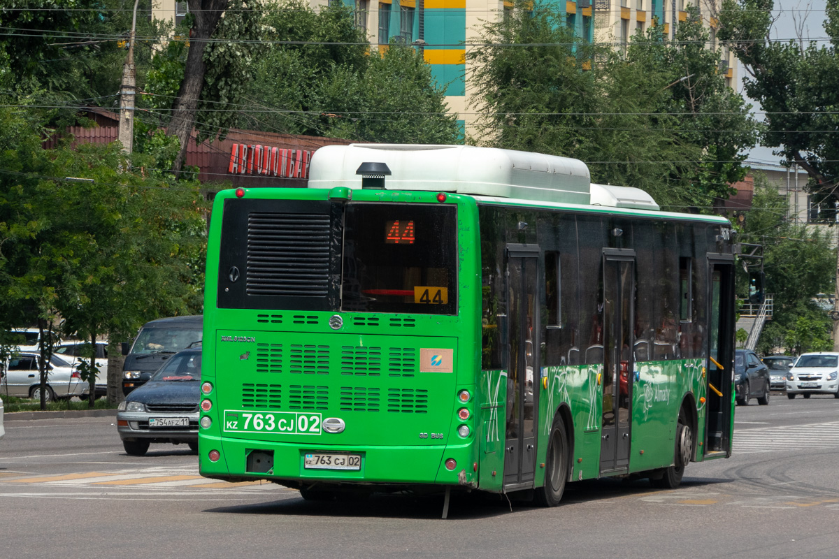 Almaty, Golden Dragon XML6125CN (Hyundai Trans Auto) Nr. 3676