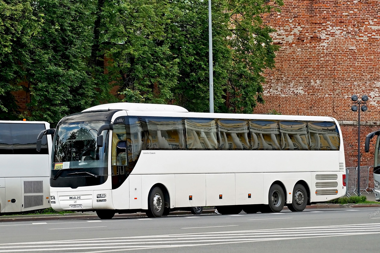 Саратовская область, MAN R08 Lion's Coach L RHC444 L № Р 030 АХ 64