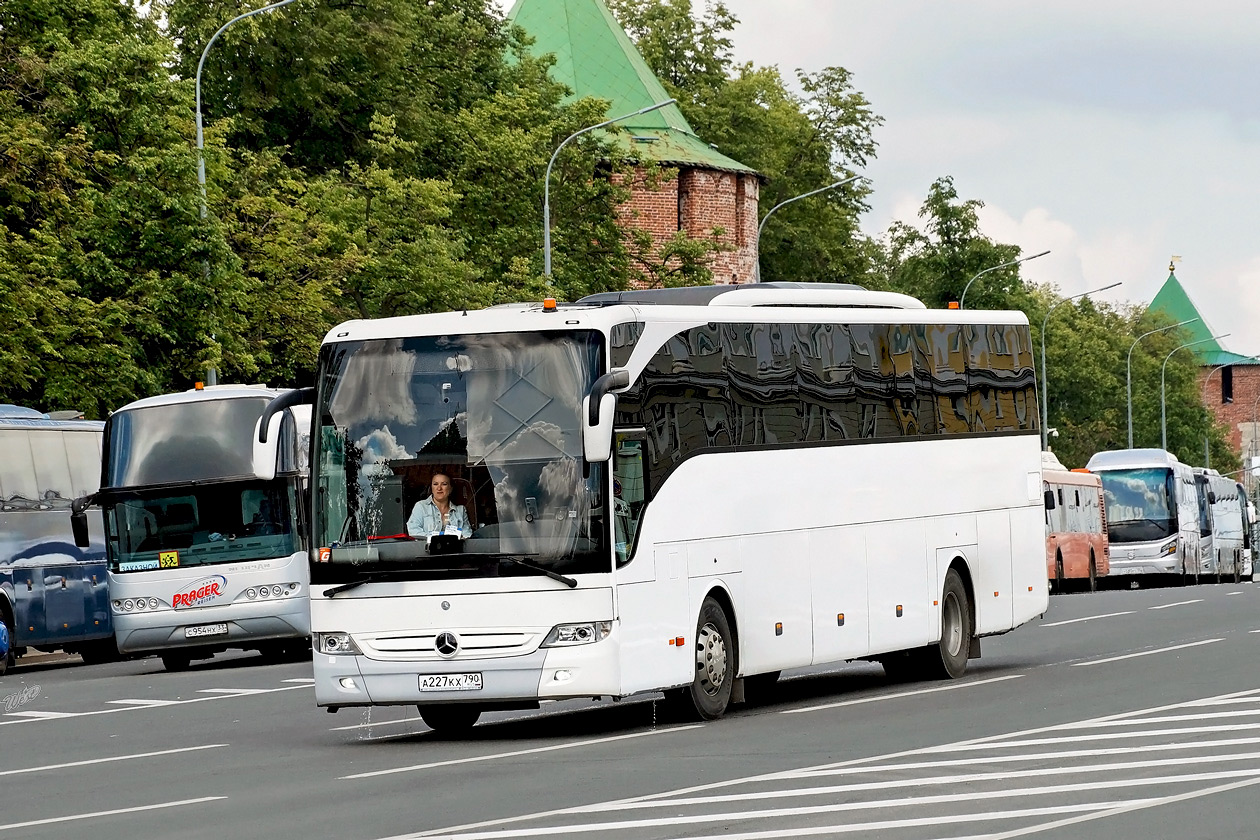 Московская область, Mercedes-Benz Tourismo II M/2 16RHD № А 227 КХ 790