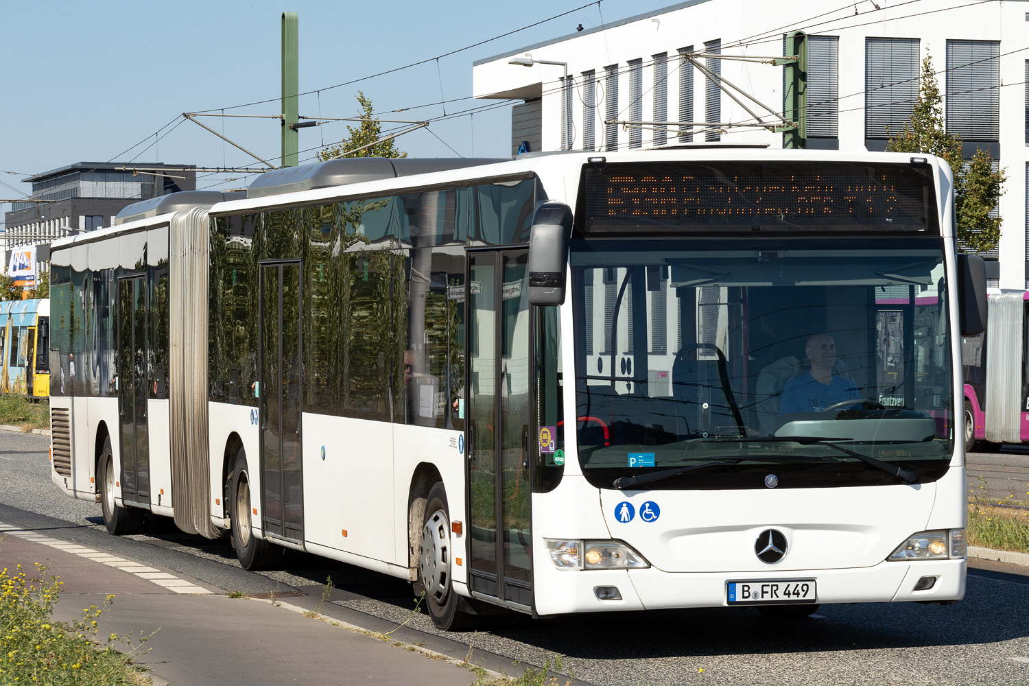 Berlín, Mercedes-Benz O530G Citaro facelift G č. B-FR 449; Berlín — SEV · S9 / S45 / S46 · Schöneweide <> Flughafen BER / Grünau · 16.09.2024 — 14.10.2024