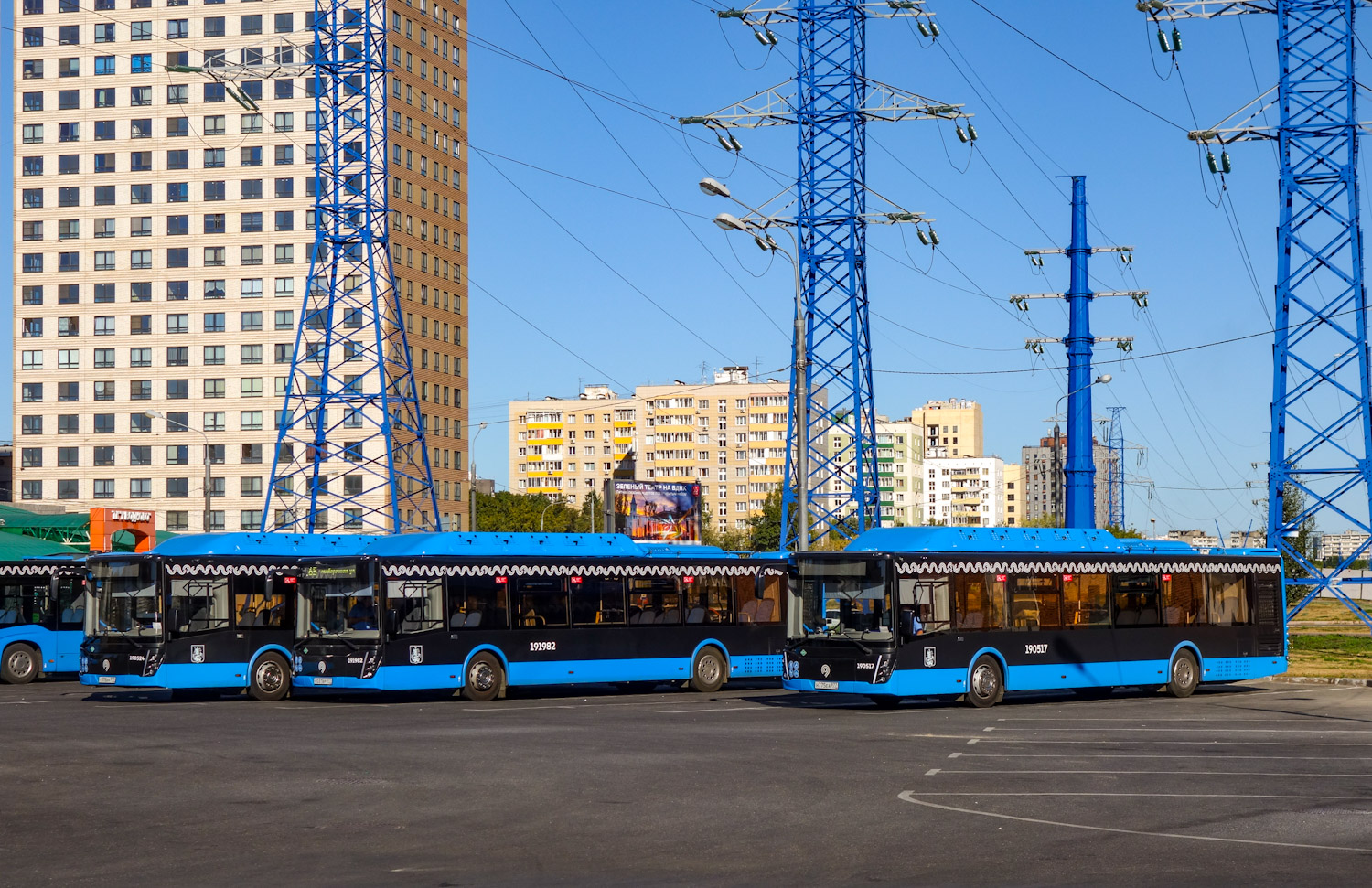 Moscow, LiAZ-5292.67 (CNG) # 190517