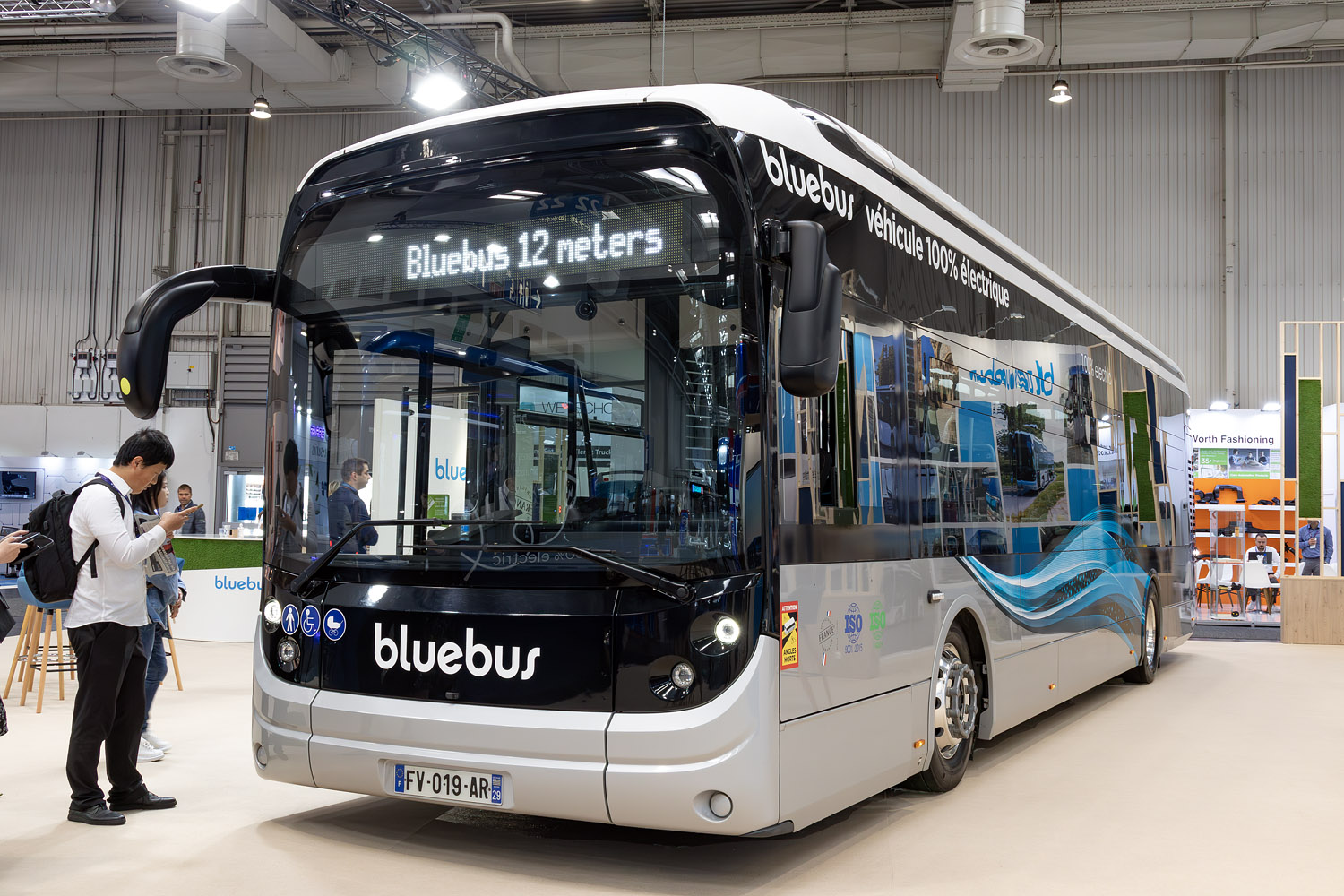 Франция, Bolloré Bluebus 12 Facelift № FV-019-AR; Нижняя Саксония — IAA Transportation 2024