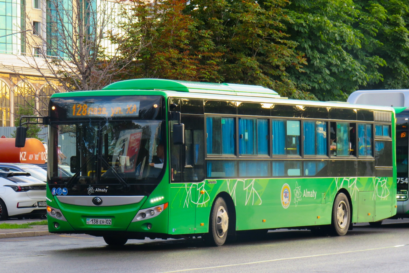 Алматы, Yutong ZK6118HGA (QazTehna) № 138 ER 02