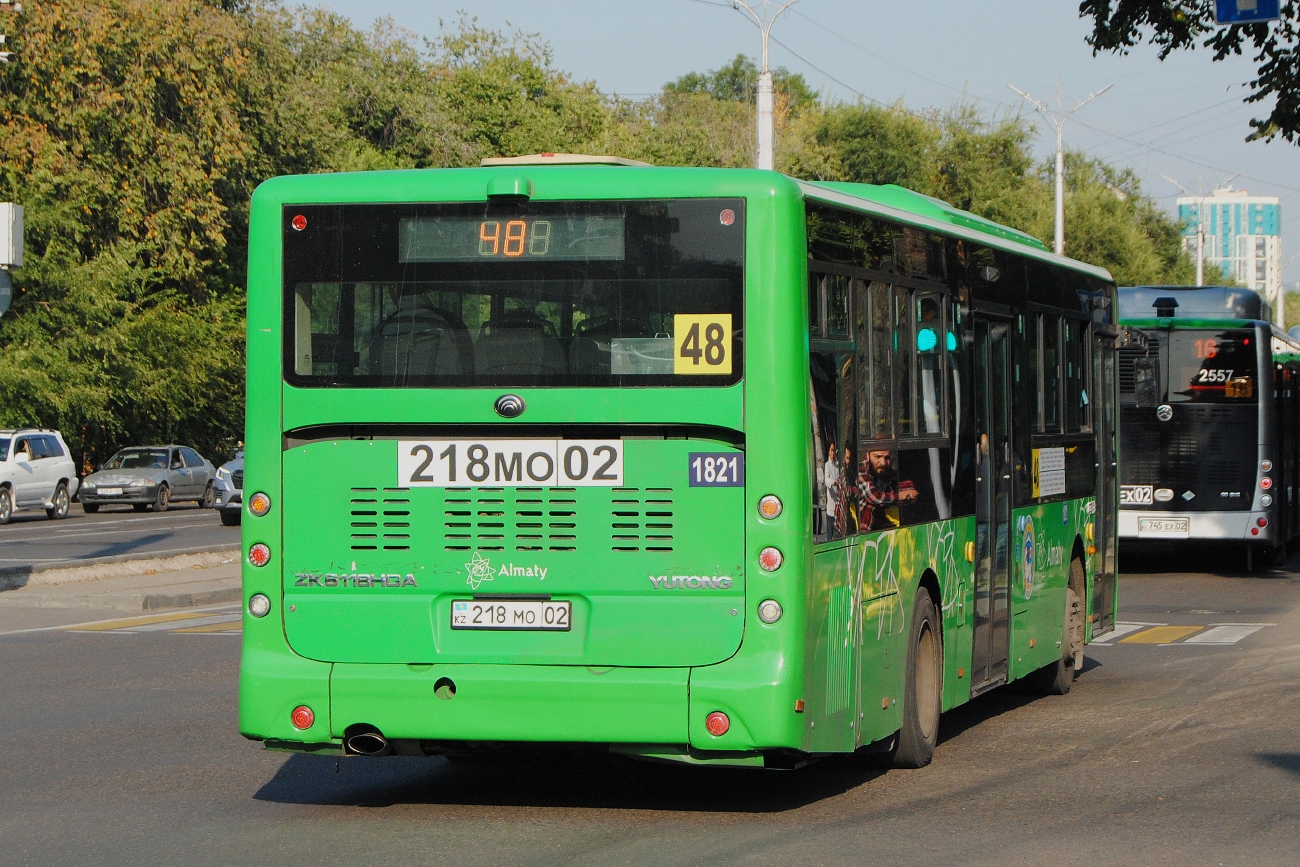 Алматы, Yutong ZK6118HGA № 1821