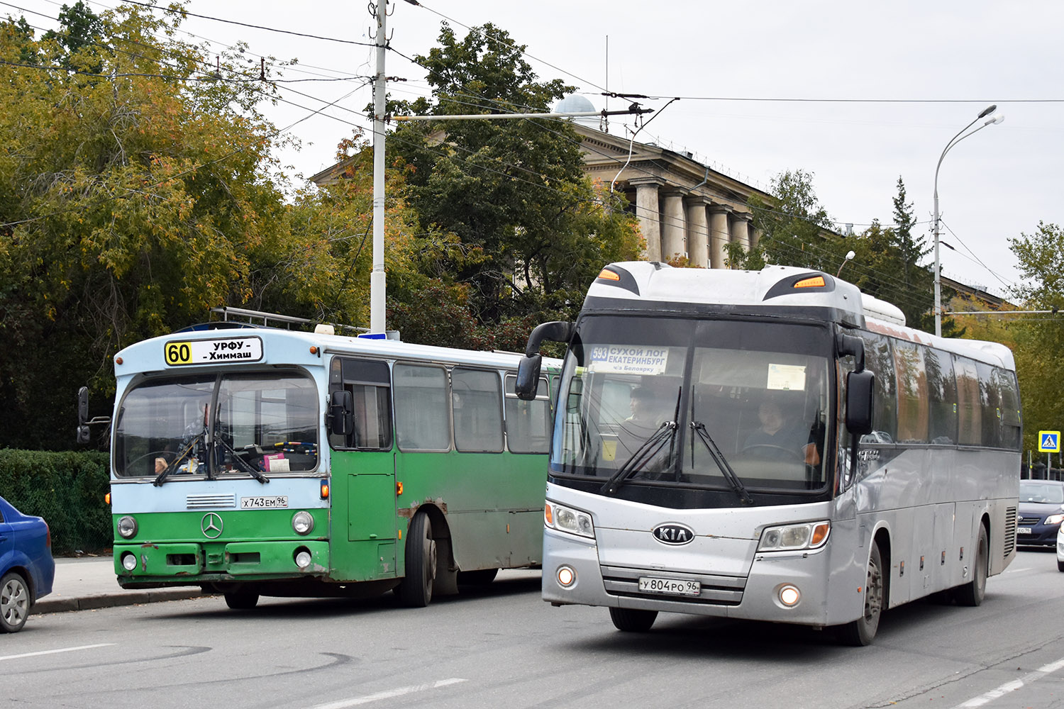 Свердловская область, Kia Granbird № У 804 РО 96