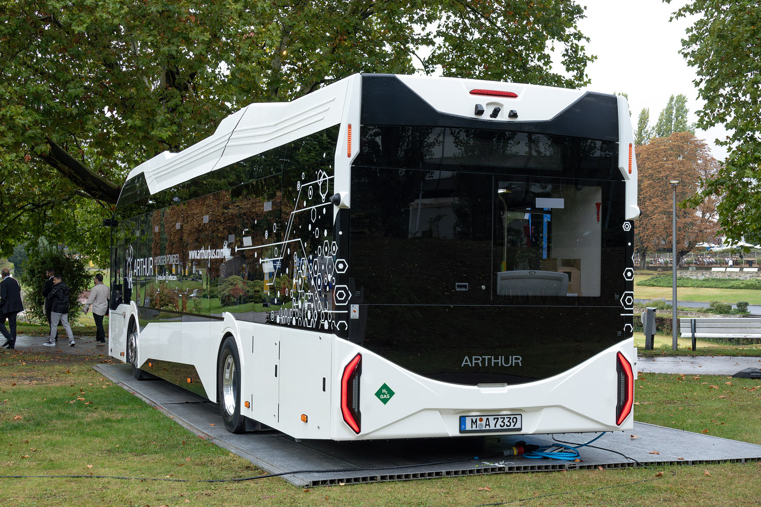 Бавария, ARTHUR H2 BUS 12 № M-A 7339; Берлин — InnoTrans 2024