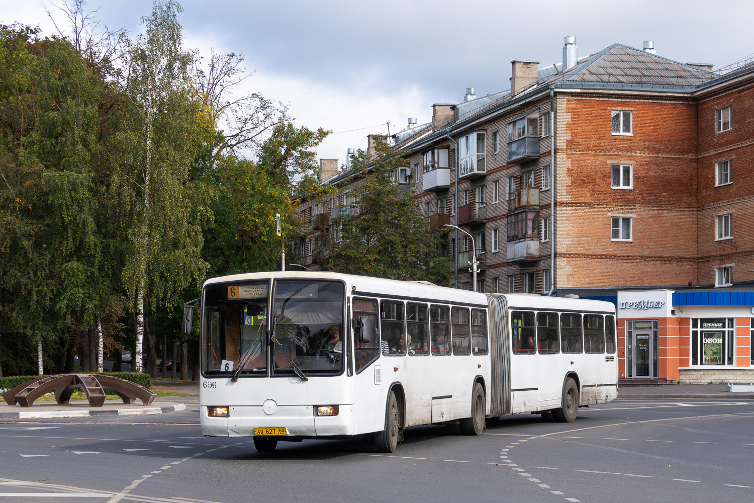 Псковская область, Mercedes-Benz O345G № 696